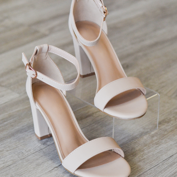 So Striking Heel