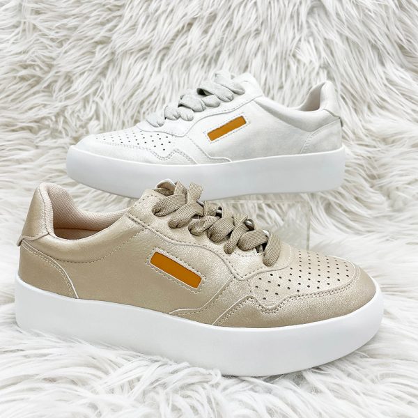 Shaula Sneaker